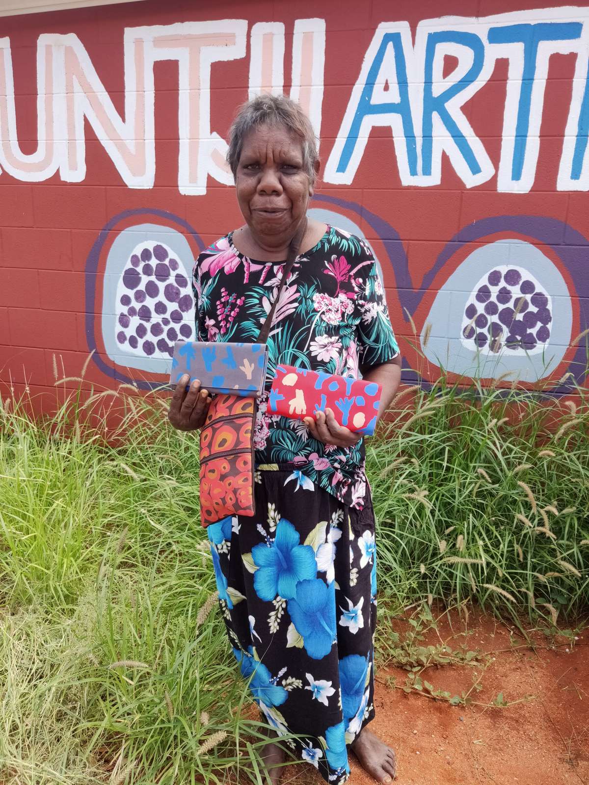 Kelly with flyng fox bags