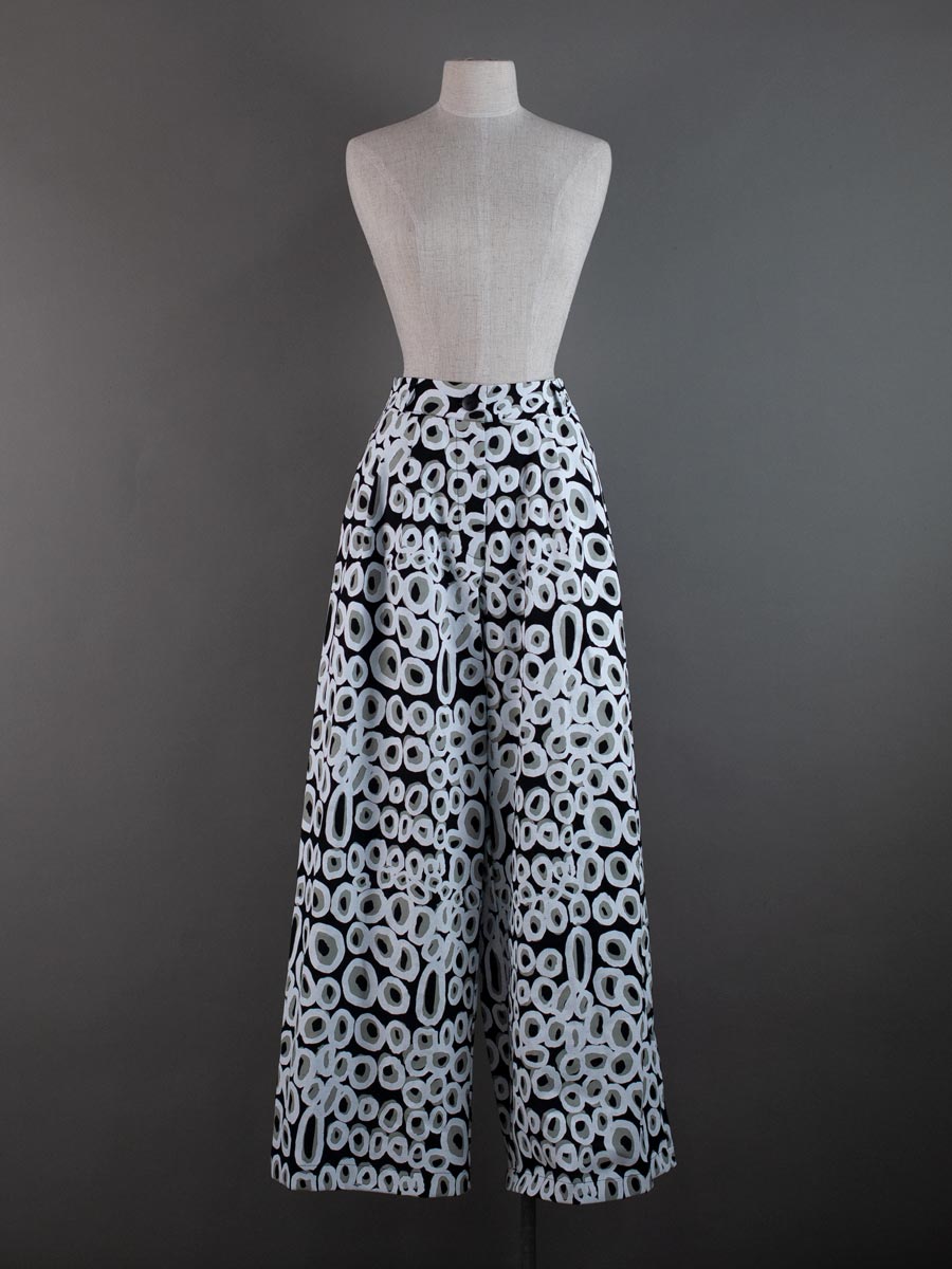 Angela-pants-rockholes