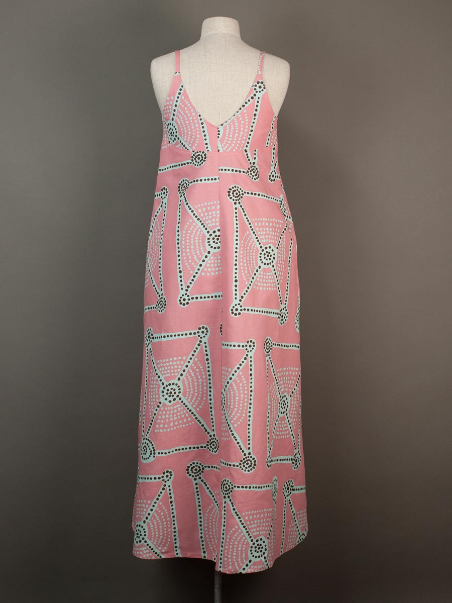 Anita-lake-mackay-blue-on-pink