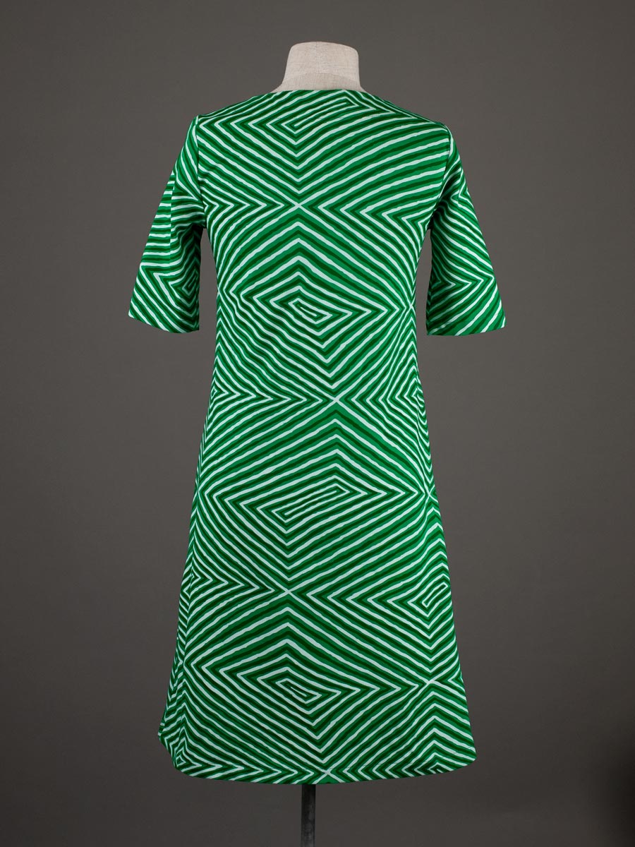 Doris-Day-Dress-papa-tjukurrpa-back