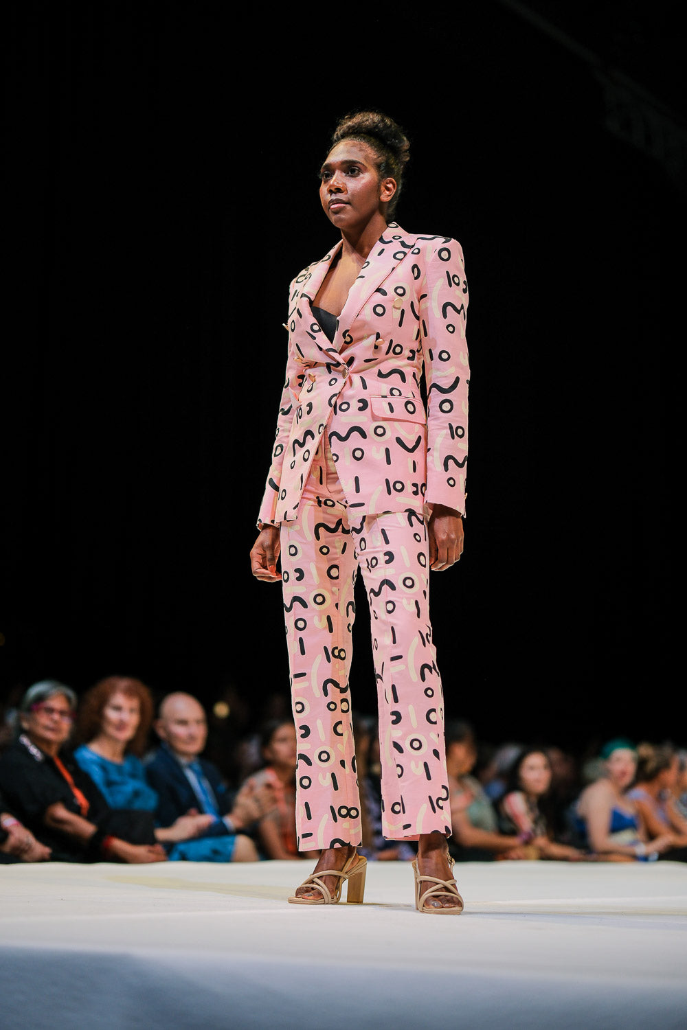 ‘lkuntji Collection’ by Ikuntji Artists, Country to Couture 2023, Photo by Michael Jalaru Torres 17