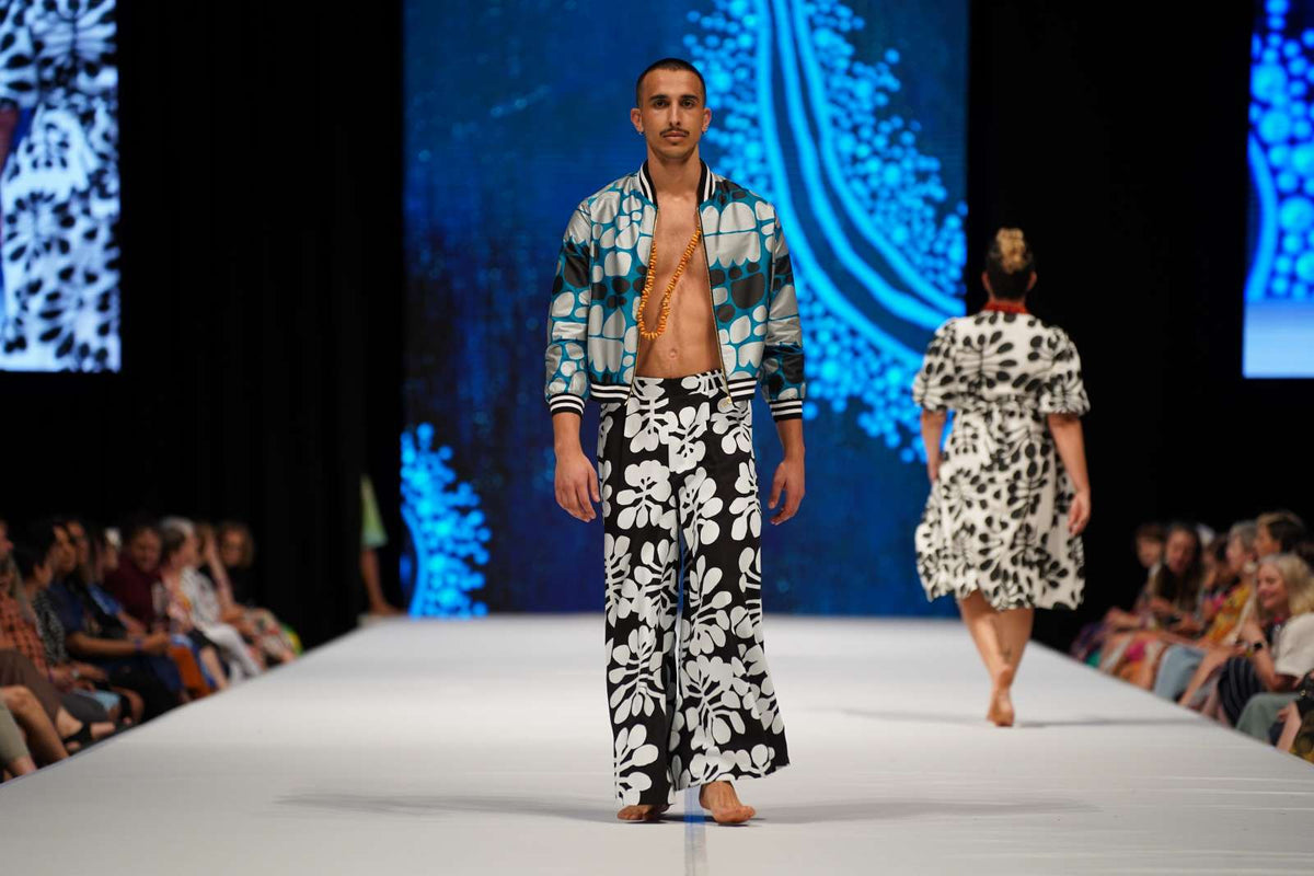 Ikuntji Artists, Ikuntji Artists, Show Two, Country to Couture, 2024, photo by Dylan Buckee_154