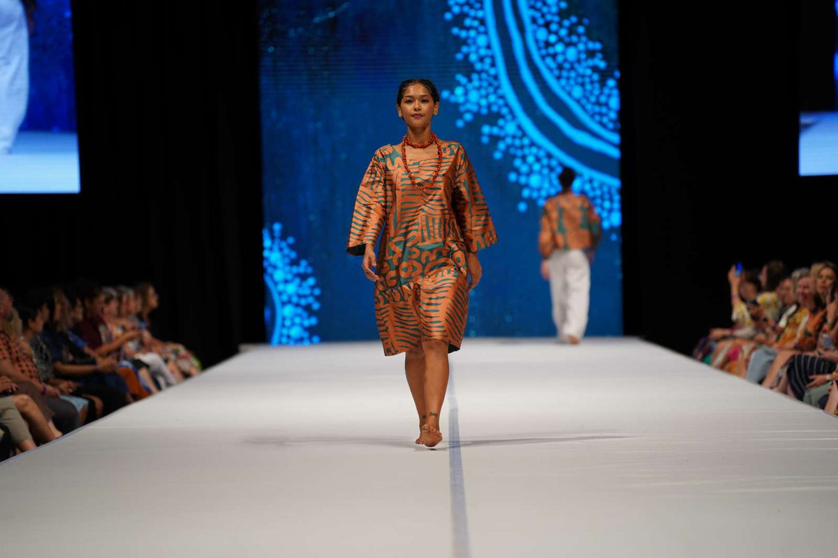 Ikuntji Artists, Ikuntji Artists, Show Two, Country to Couture, 2024, photo by Dylan Buckee_340