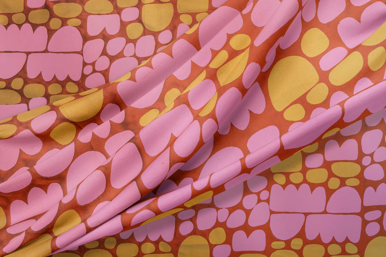 KZ - Puli Puli - Pink and Gold on Burnt Orange Silk - M1S