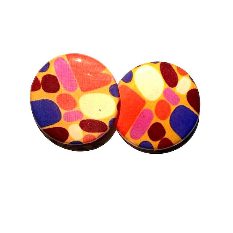 Puli Puli Resin Earrings - Medium Studs