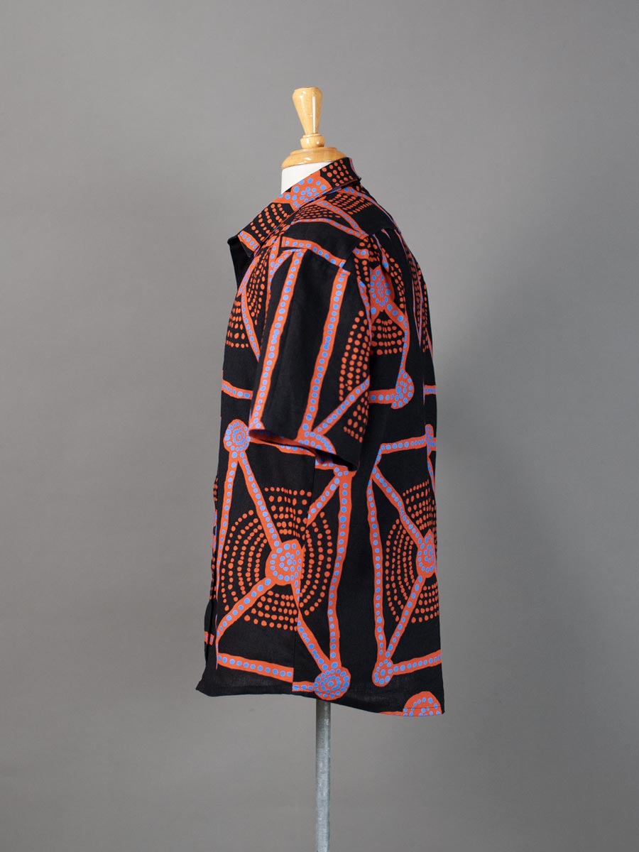 Ronney-Shirt-lake-mackay-on-black-side