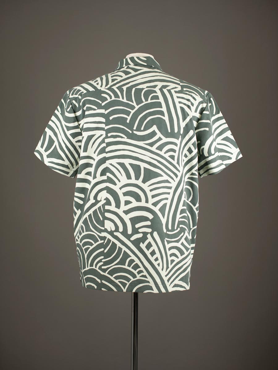 Selleck-Shirt-Sandhills-Back