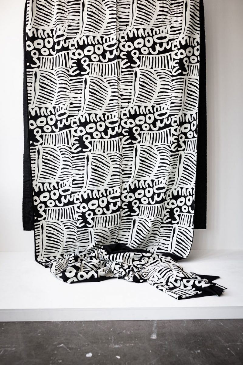 Women's Business fabric - White on Black (Tencel Linen) 50cm - Ikuntji ...